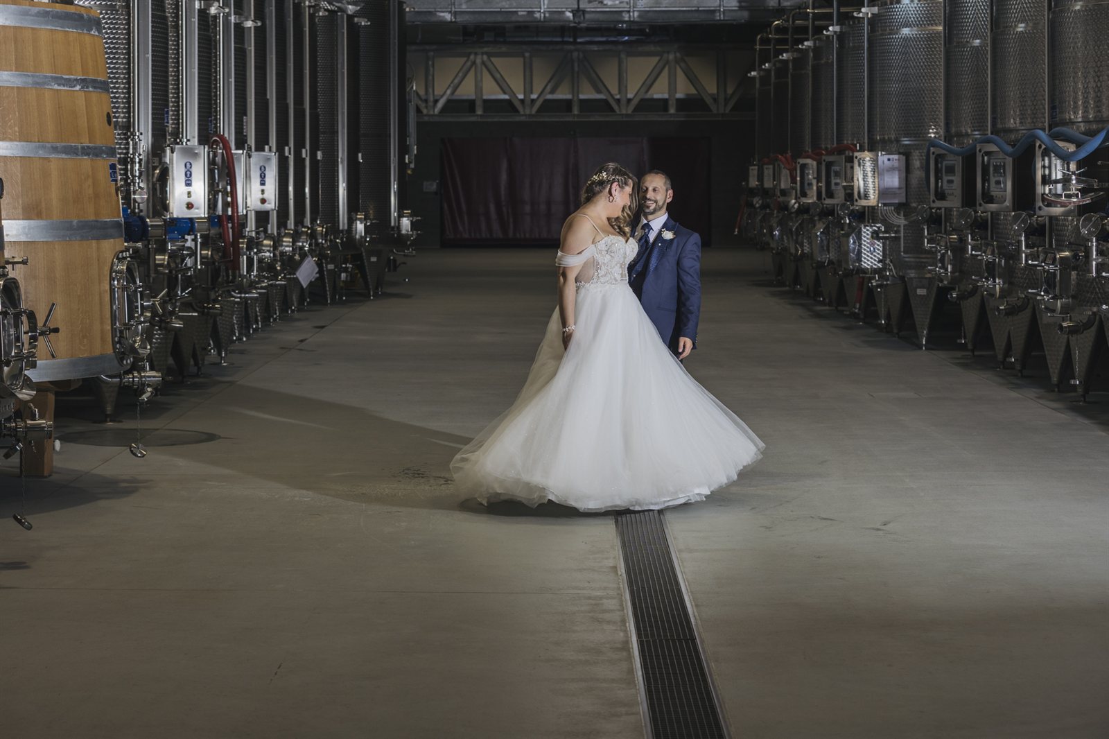 The couple in the cellar, among the barrels